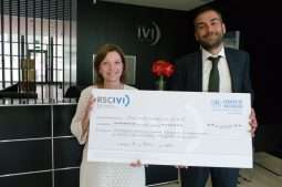 IVI entrega un cheque solidario al Comité español de ACNUR con el que se garantizarán 18.000 partos seguros[:en]IVI entrega un cheque solidario al Comité español de ACNUR con el que se garantizarán 18.000 partos seguros[:fr]IVI entrega un cheque solidario al Comité español de ACNUR con el que se garantizarán 18.000 partos seguros[:it]IVI entrega un cheque solidario al Comité español de ACNUR con el que se garantizarán 18.000 partos seguros[:de]IVI entrega un cheque solidario al Comité español de ACNUR con el que se garantizarán 18.000 partos seguros